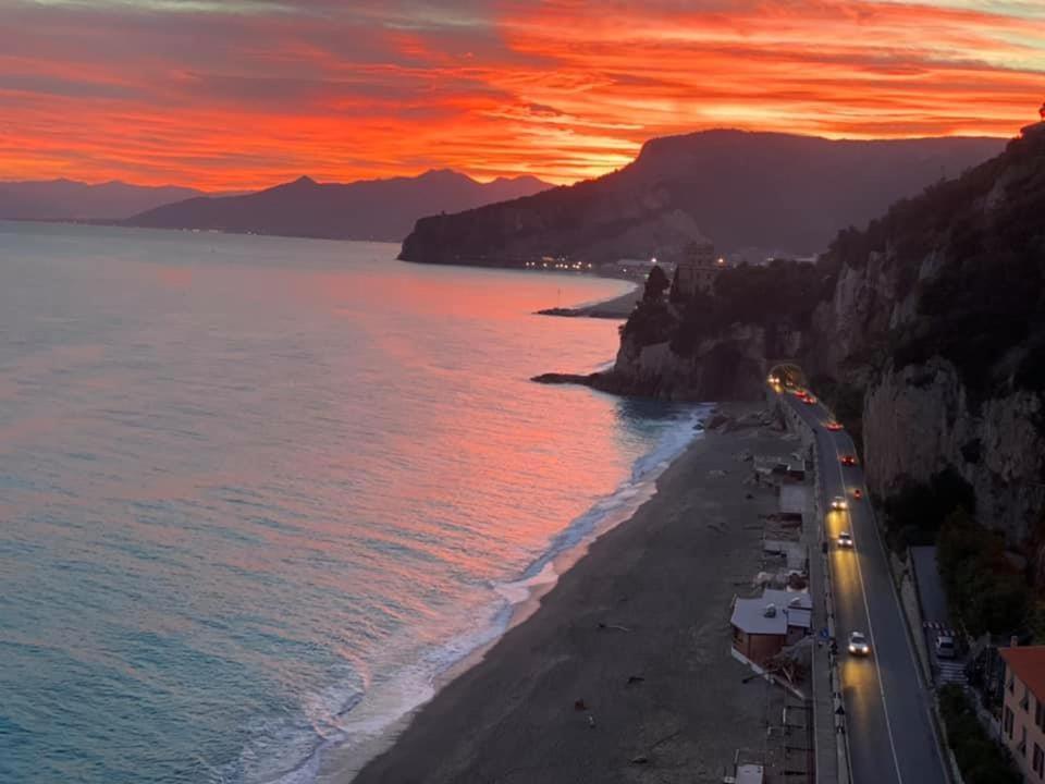 Hotel Riz Finale Ligure Zewnętrze zdjęcie